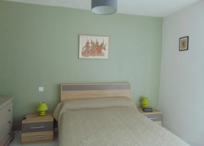 아파트 Artemis 17 *